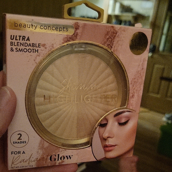 Beauty Concepts Shimmer Duo Highlighter Radiant Glow 16g New Sealed Box - Picture 1 of 3